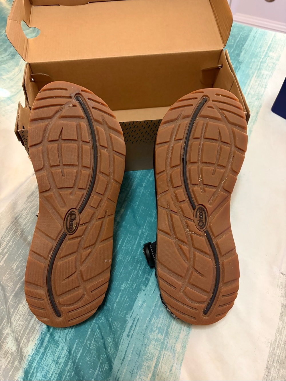 Chaco Black and White Z2 Classic Sandal - Picture 2 of 3